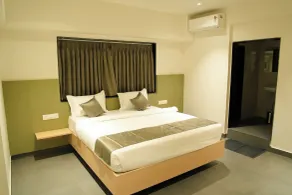 Hotel The Nature Regency - Rom