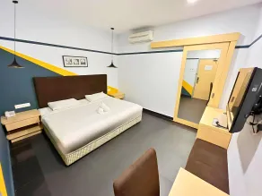Sky Hotel Selayang - Room