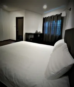 HOTEL LONGHOUSE - Room