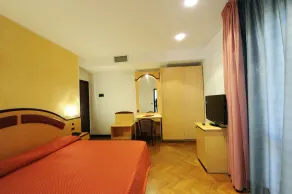 Hotel Regent - In pieno Centro - Chambre