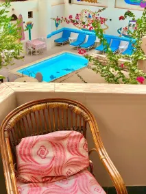 Amon Hotel - Vue de la chambre
