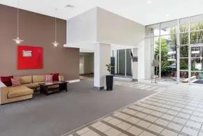 Oaks Brisbane Mews Suites - Hall