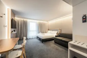 Holiday Inn Express & Suites Reims - Rives de Vesle by IHG - Værelse