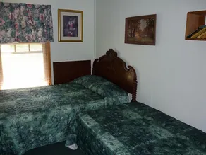 Silver Springs Cottage Resort - Zimmer
