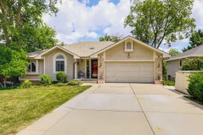 5 Mi to Platte River: Inviting Bellevue Rental - Interior