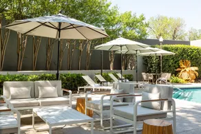 DoubleTree by Hilton Hotel Austin Northwest Arboretum - Pool