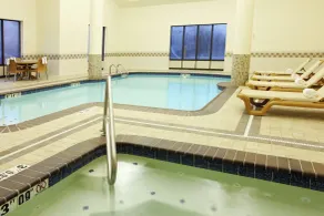 Holiday Inn Express Hotel & Suites Ohio State University- OSU Medical Center by IHG - Pool