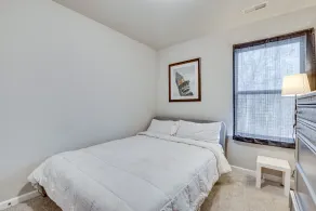 Union City Townhome: 17 Mi to Downtown Atlanta! - Værelse
