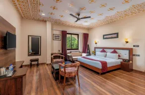 Vijaygarh Resort & Cottages with Private Pool - Værelse