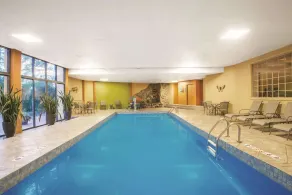 Mountain Valley Inn & Suites - Piscine