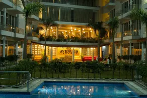 Avenue 18 Resort - Pool