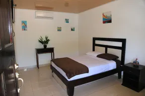 Roxy's Bed & Breakfast - Room
