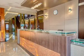 Swans Cay Hotel - Reception