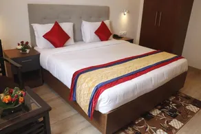 Click Hotel Transport Nagar - Camera