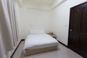 Partyport-Hai - Room