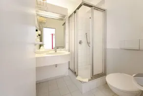 Hotel Montana - Bathroom