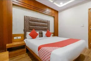 HOTEL SAFARI INN - Room