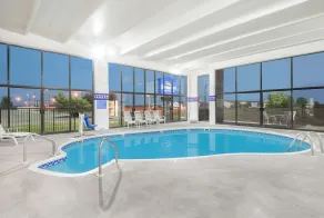 Baymont by Wyndham Springfield South Hwy 65 - Piscine