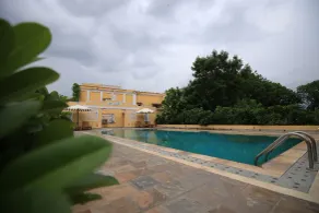 Roop Niwas Kothi - Pool