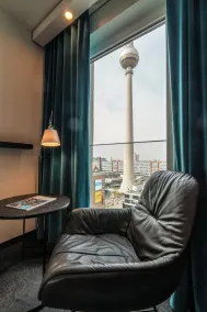Motel One Berlin-Alexanderplatz - Utsikt från rummet