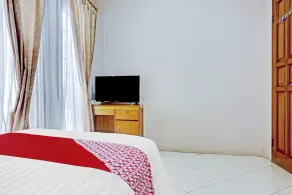 House Of Livina Mitra RedDoorz - Room