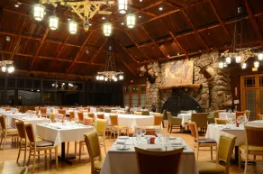 Overlook Lodge and Stone Cottages at Bear Mountain - Restaurant