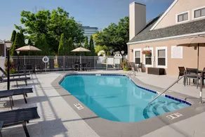 Residence Inn by Marriott Louisville East - Pool