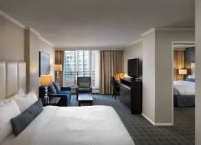 Chateau Victoria Hotel & Suites - Chambre