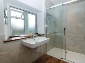 The Loft at Lucott House - Bathroom