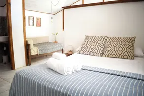 Cuatro Vientos Lodge & Apartments - Santa Teresa, CR - Chambre
