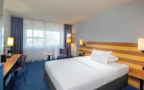 IntercityHotel Frankfurt Airport Terminal 3 - Room