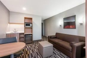 Microtel Inn & Suites by Wyndham New Martinsville - Zimmer