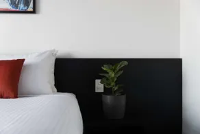 Rydges Pit Lane - Habitación