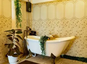 RoomQuest Baan Khun Phra The Iconic - Casa de banho