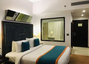 Golden Tulip City Centre Gurgaon - Room