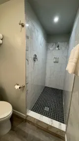 Tides Inn & Suites - Salle de bain
