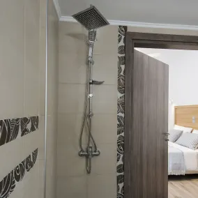DownTown Hotel - Salle de bain