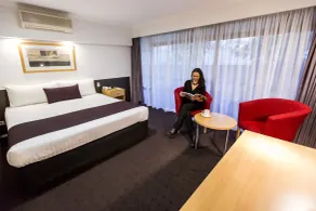 Mercure Alice Springs Resort - Room