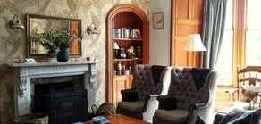 Strathallan Bed and Breakfast - Lobby sitting area