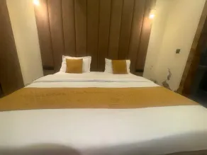 Hotel Rajshree - Værelse