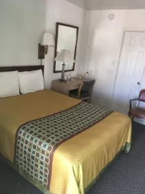 Kansan Motel - Chambre