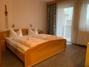 Landgasthof Zum Hirschen Betriebsgesellschaft mbH - Room