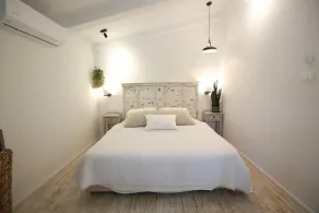The White Chalet View - Room