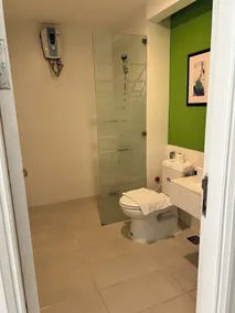 Minh Khang Hotel - Bathroom