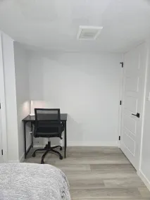 The Secord Suite Escape Fun Base Near the Mall - Room