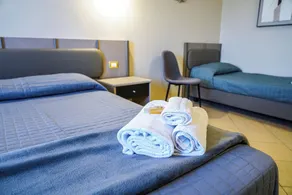 Hotel Continental - Room