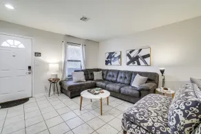 Visit Route 66! Pet-friendly Joplin Gem w/ Yard - Interior