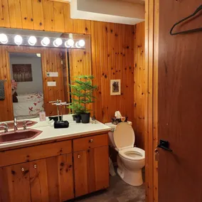 The Mulberry House on the Grand - Bathroom
