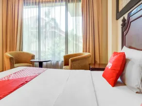 Collection O 91071 Hotel Desa Wisata Tmii - Værelse