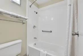 Super 8 by Wyndham Morganton - Salle de bain